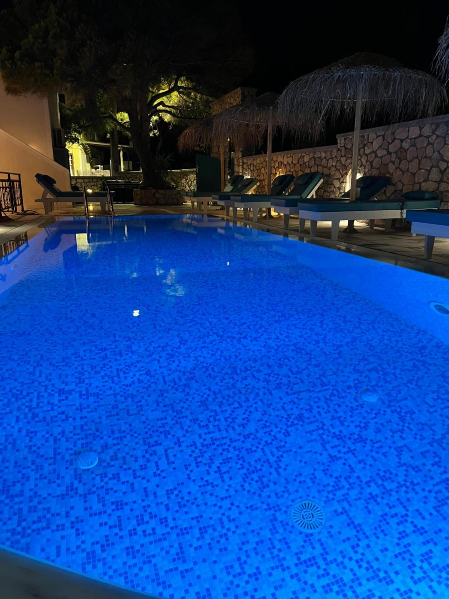Santa Magia Hotel Kamári Exterior foto