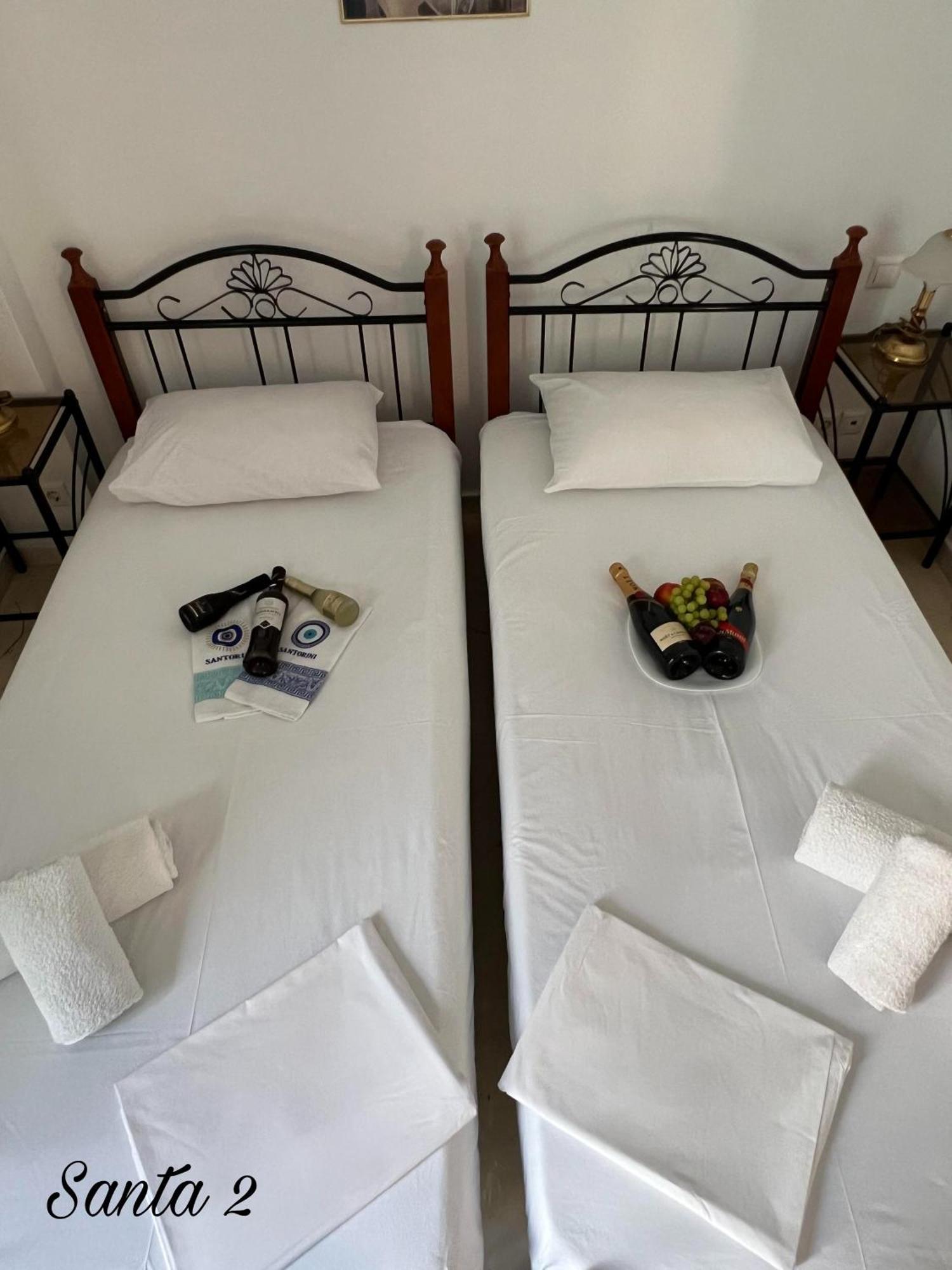 Santa Magia Hotel Kamári Cameră foto