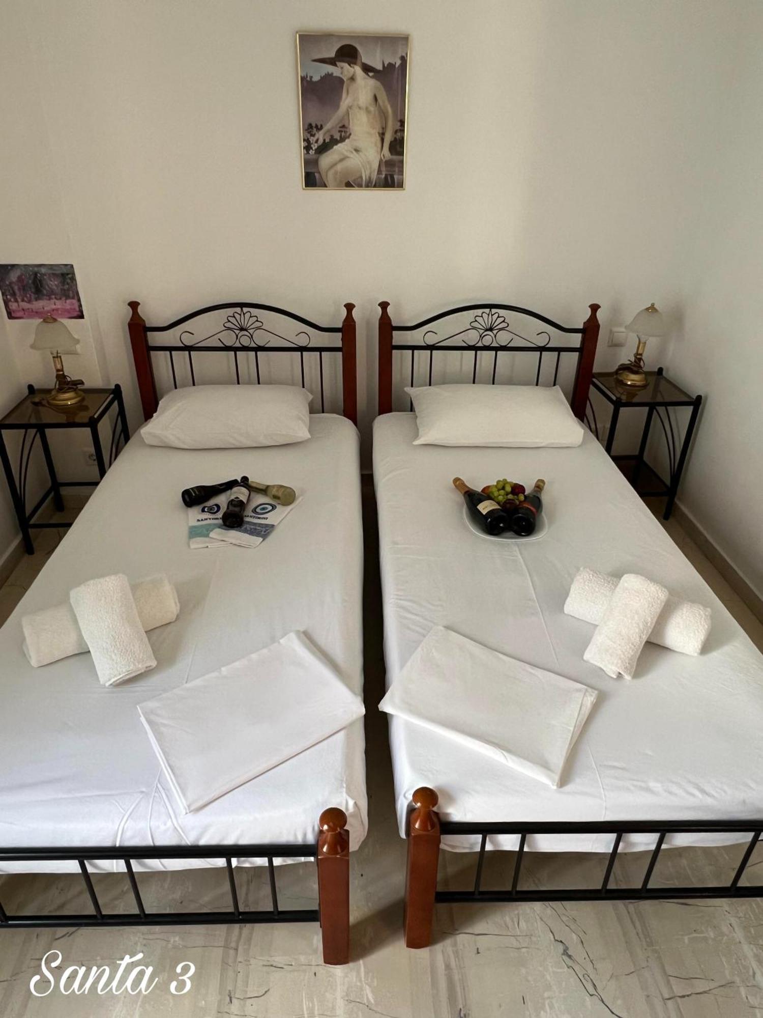 Santa Magia Hotel Kamári Cameră foto